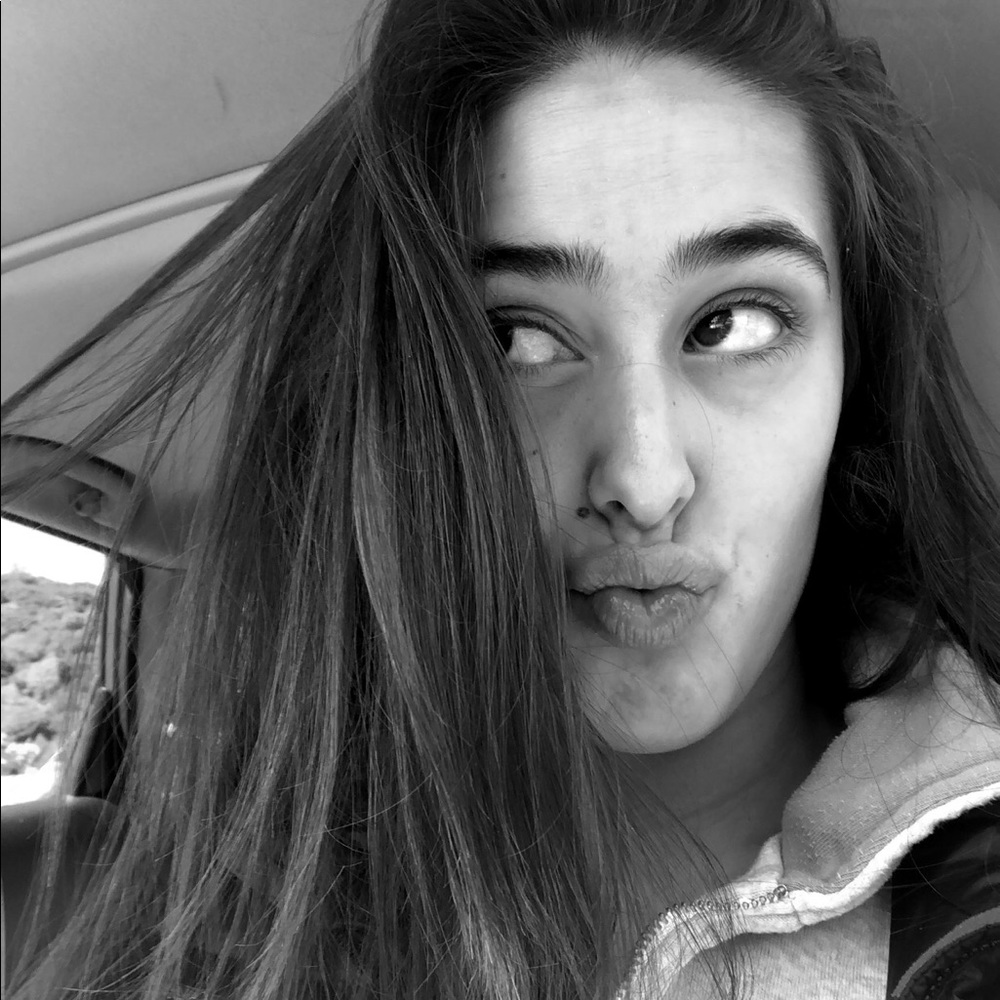 Meet your Posher, Sonali